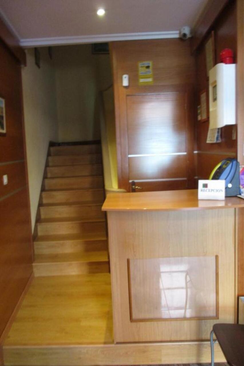 Hostal Becares Palencia Buitenkant foto