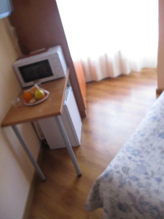 Hostal Becares Palencia Buitenkant foto